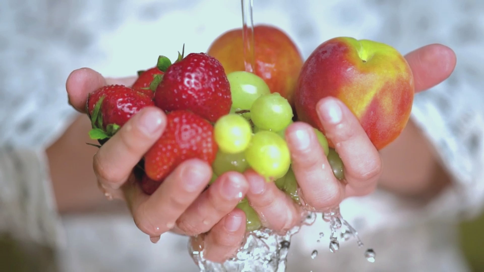 vividmoo-portable-blender-for-smoothies-video-intrductions (5).mp4__PID:a7daa45b-28f2-47fe-9c43-f52d9297a08b